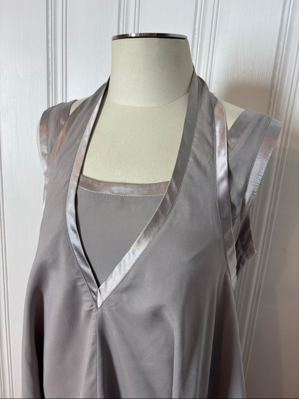 LAUREN VIDAL Designer Light Gray Layered Balloon Hem Dress - Size S - Picture 4 of 10
